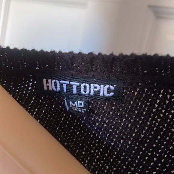 Hot Topic Musical Notes Sweater - Picture 4 of 4